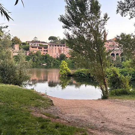Maison De Au Bord Des Berges Du Tarn Вилла
