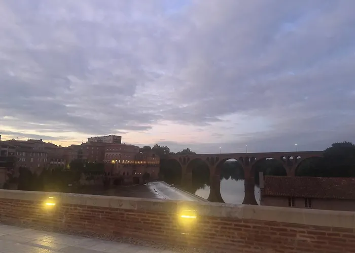 Maison De Au Bord Des Berges Du Tarn *